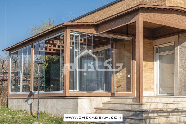 آلاچیق شیشه ای